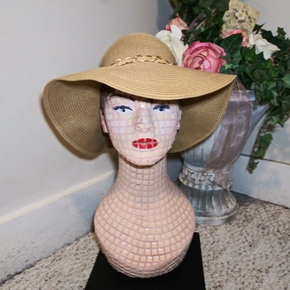 Accessories - Retro 70's Tan Floppy Sun/Beach Hat With Chain Detail